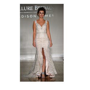 Sample Wedding Dress, Allure Madison James Vintage Lace, Leg Slit ,BLING , Sexy